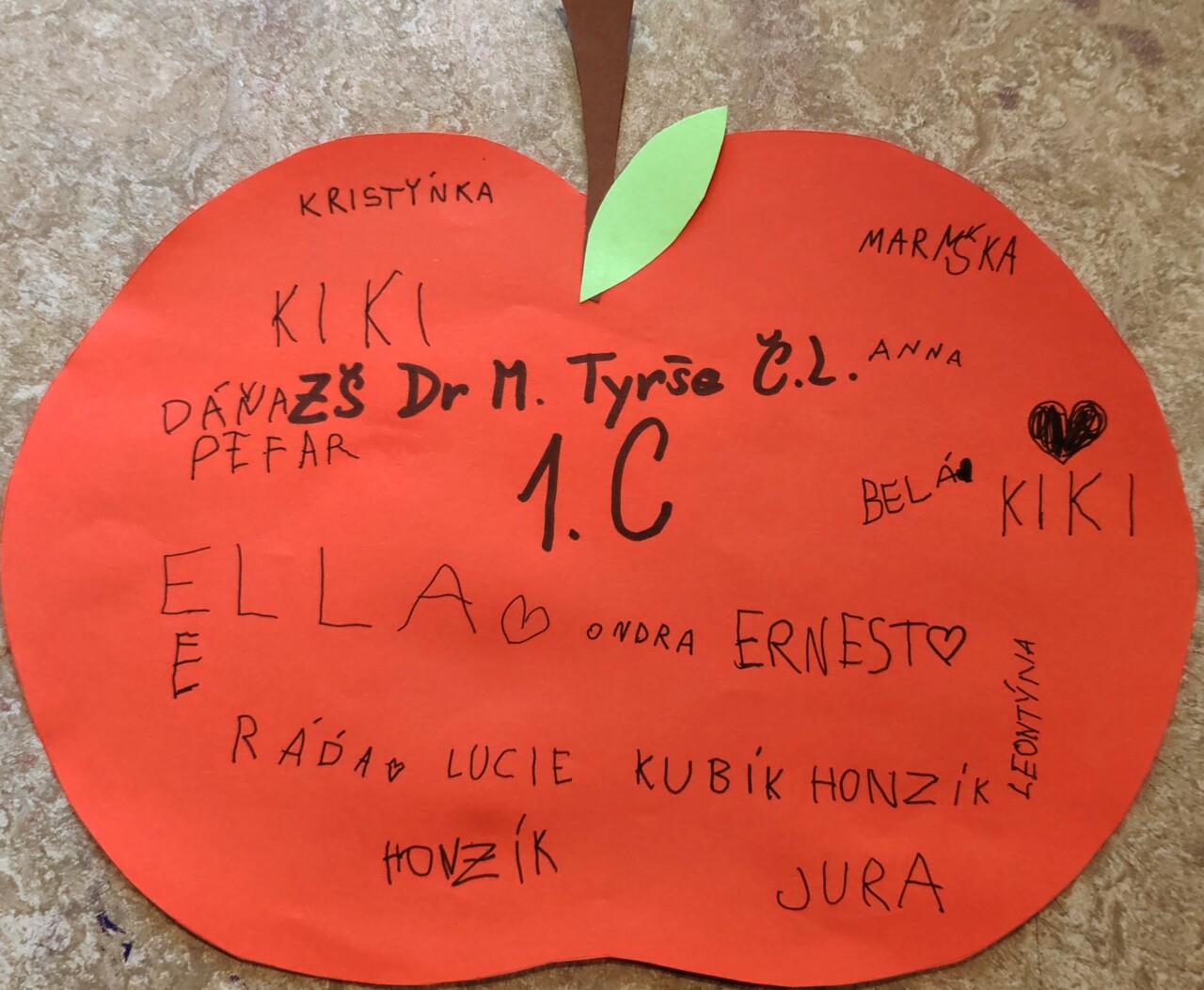 JABLÍČKOVÝ DEN